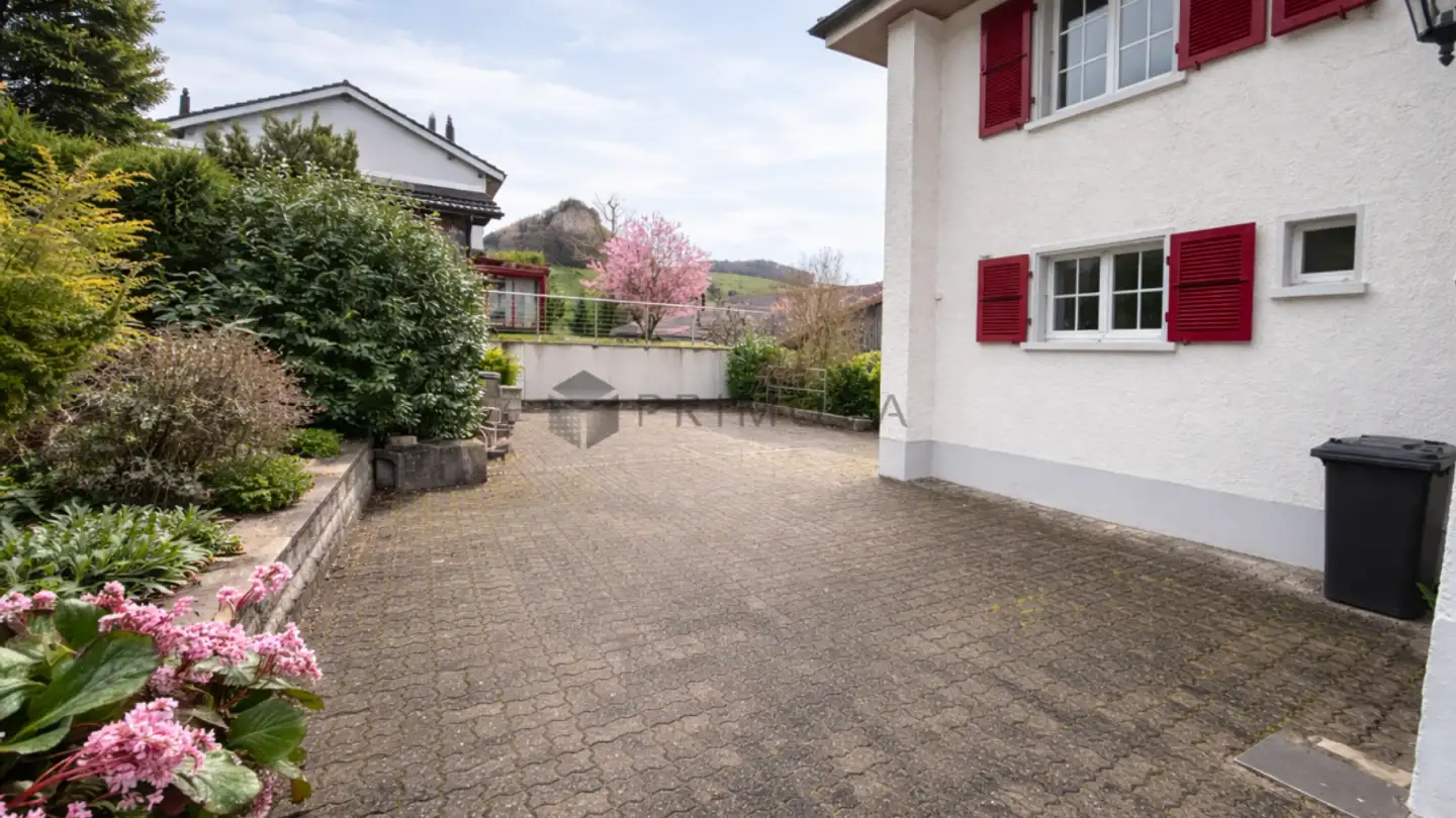 Residential building for sale - 4634 Wisen SO - Photo 3