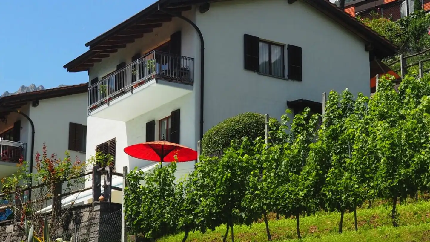 Single house for sale - 6646 Contra