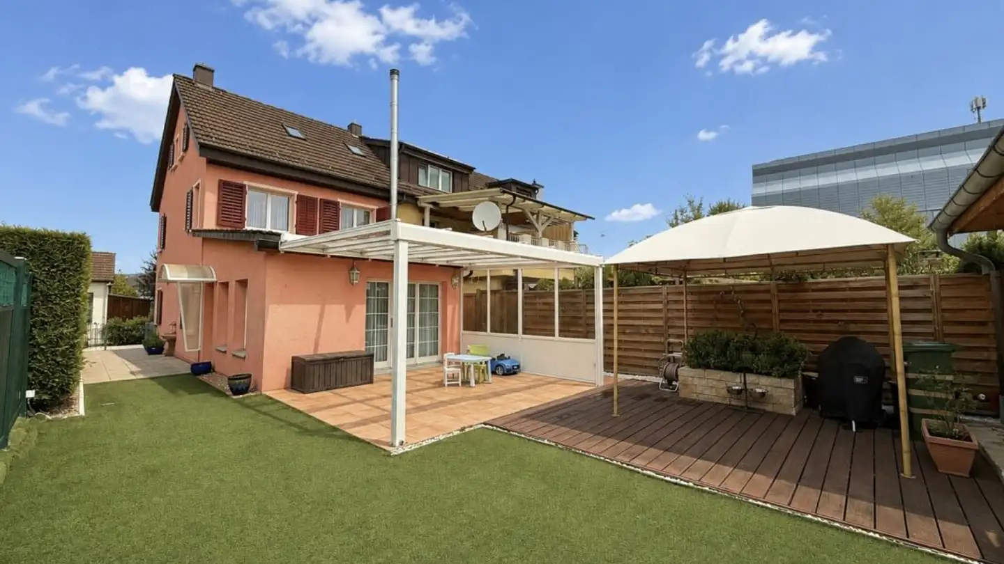 Row house for sale - 8952 Schlieren