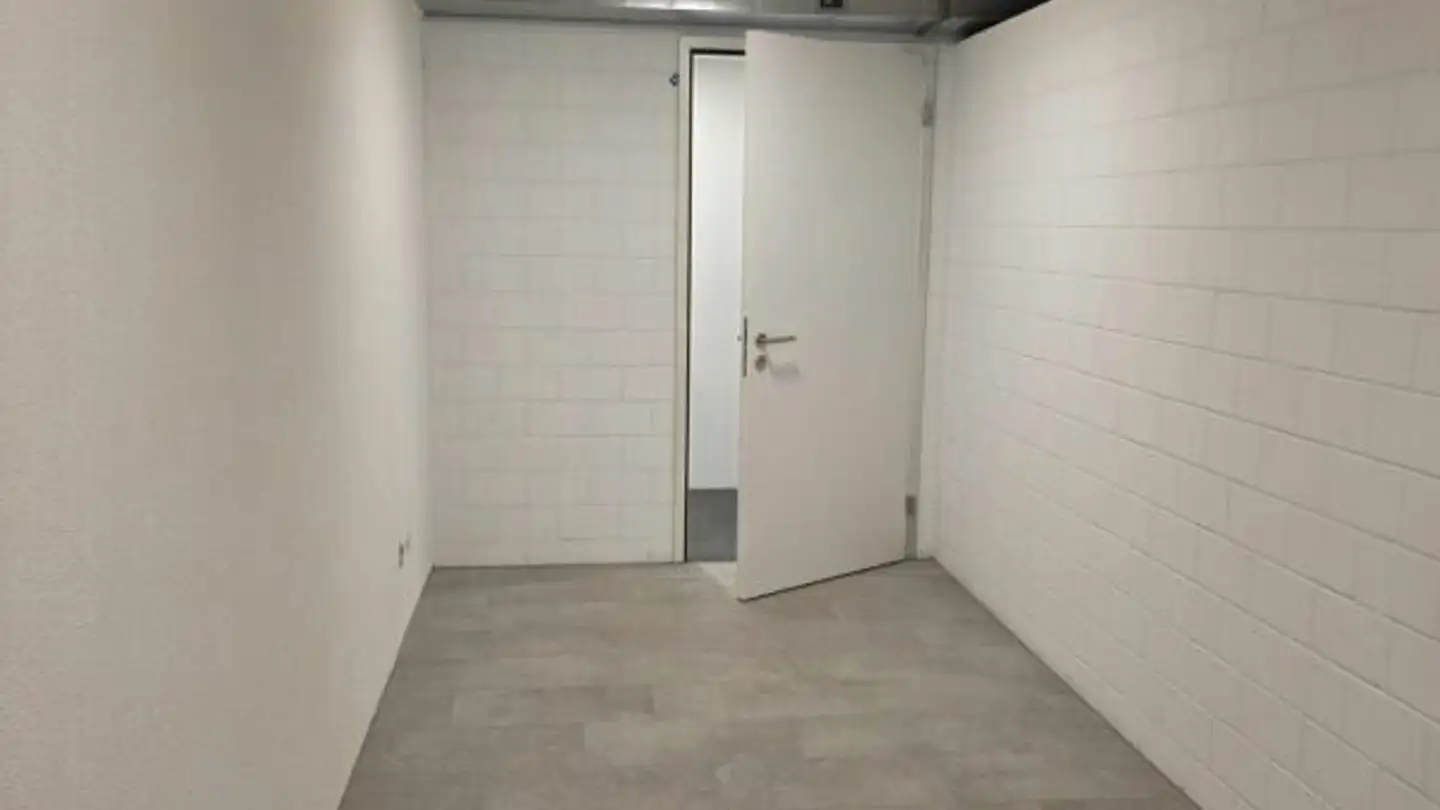 Cellar partition for sale - Via Delle Vigne 91, 6648 Minusio