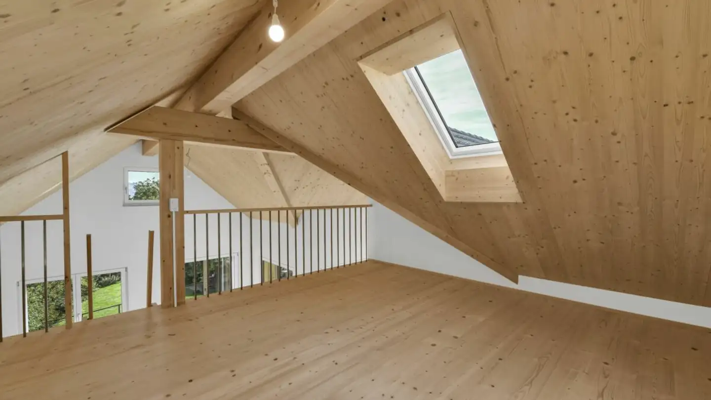 Attic flat for rent - Lindenackerstrasse 11a, 9602 Bazenheid - Photo 2