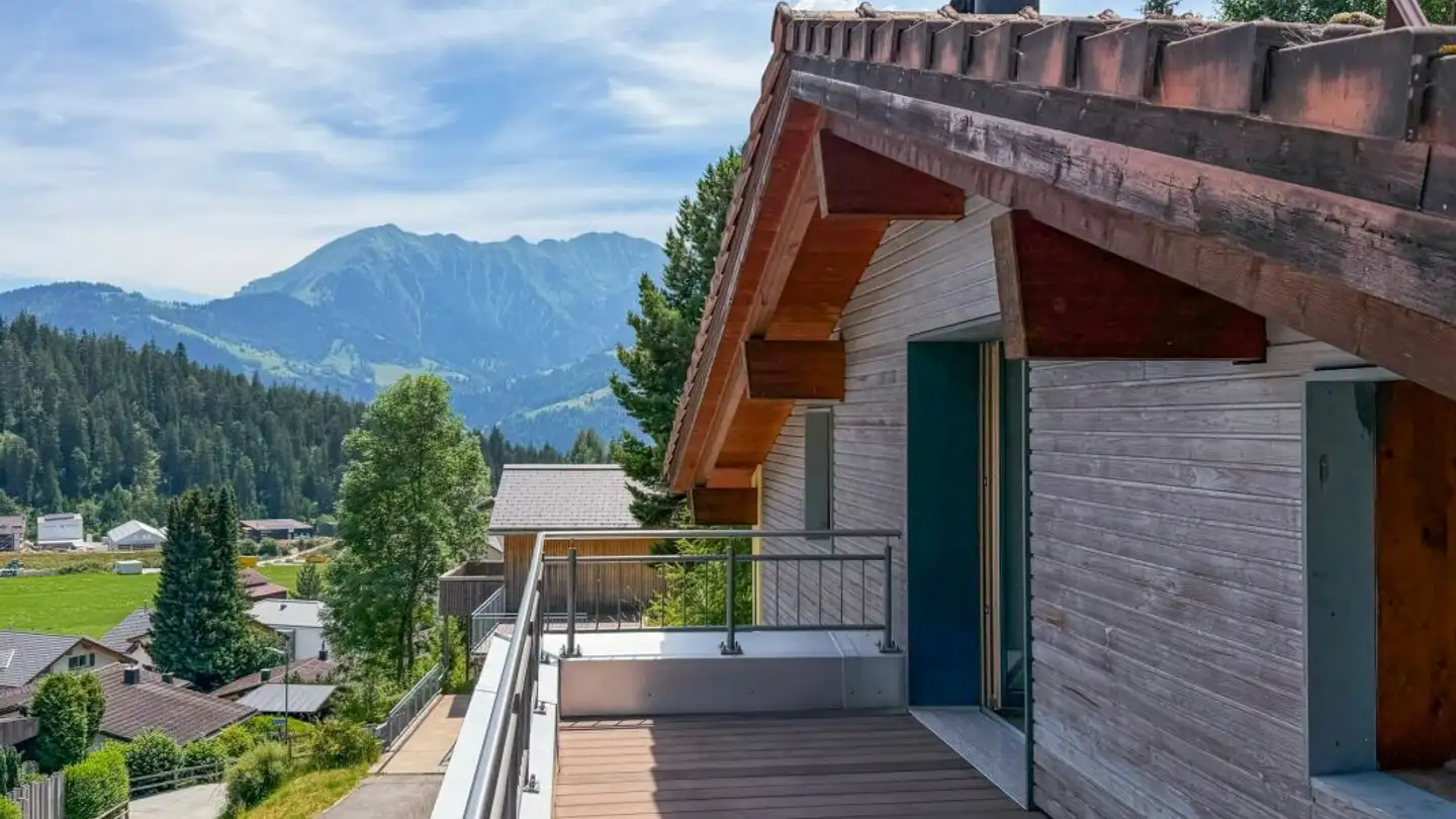Dachgeschosswohnung mieten - Via Cons 36, 7031 Laax GR - Foto 2