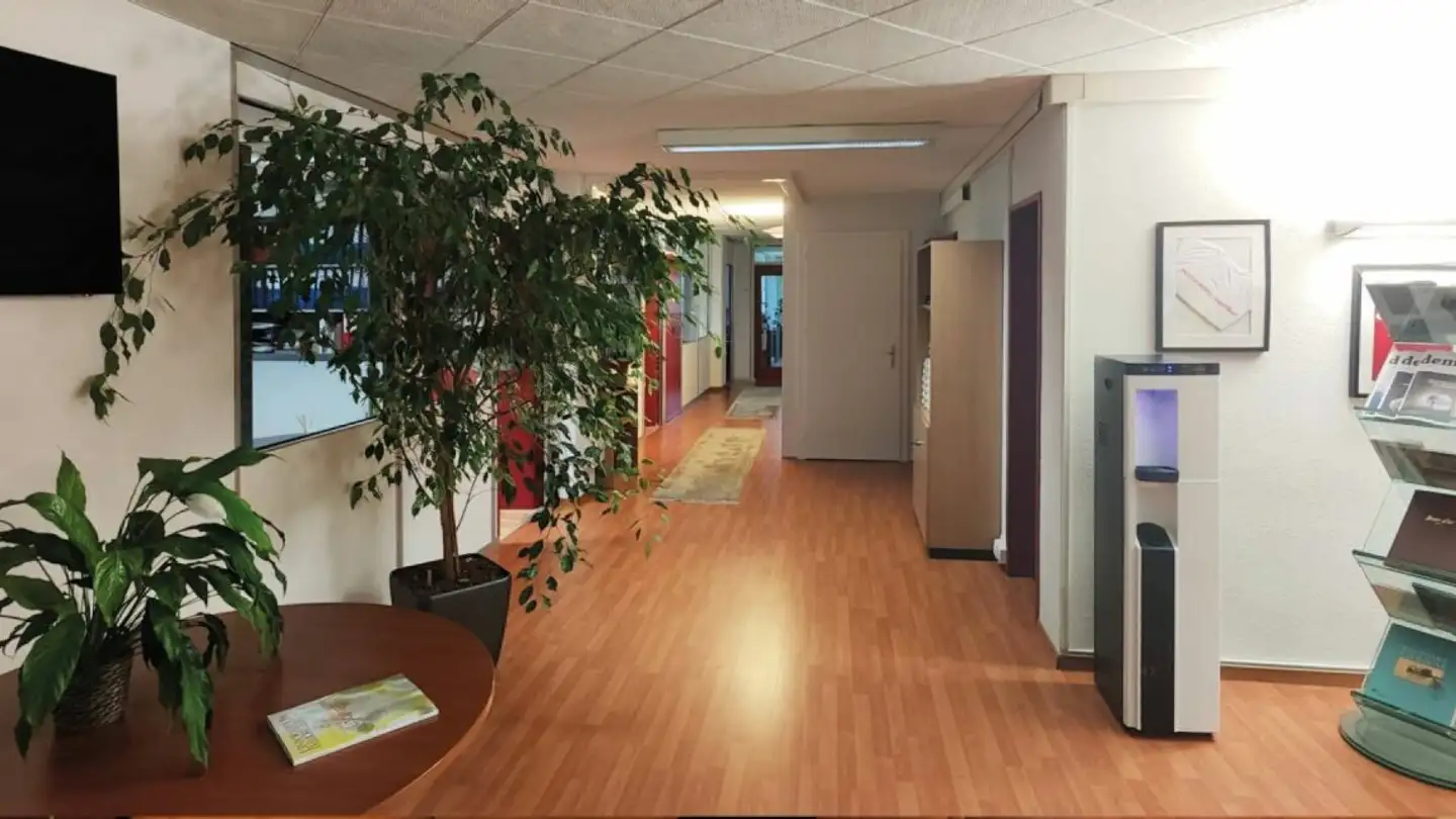 Office space for rent - Avenue Des Boveresses 42, 1010 Lausanne