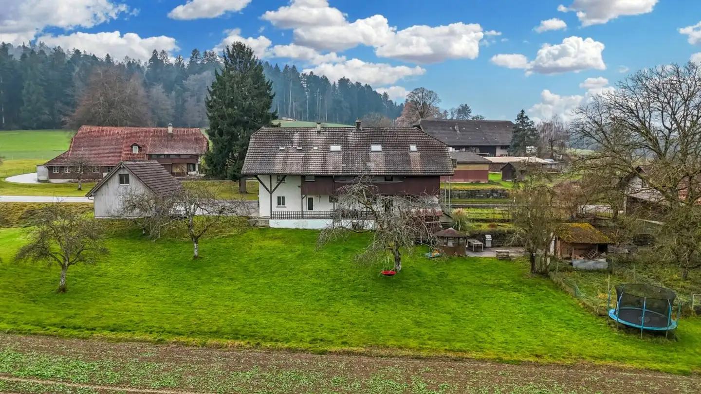 Mehrfamilienhaus kaufen - Am Wald 29, 4924 Obersteckholz