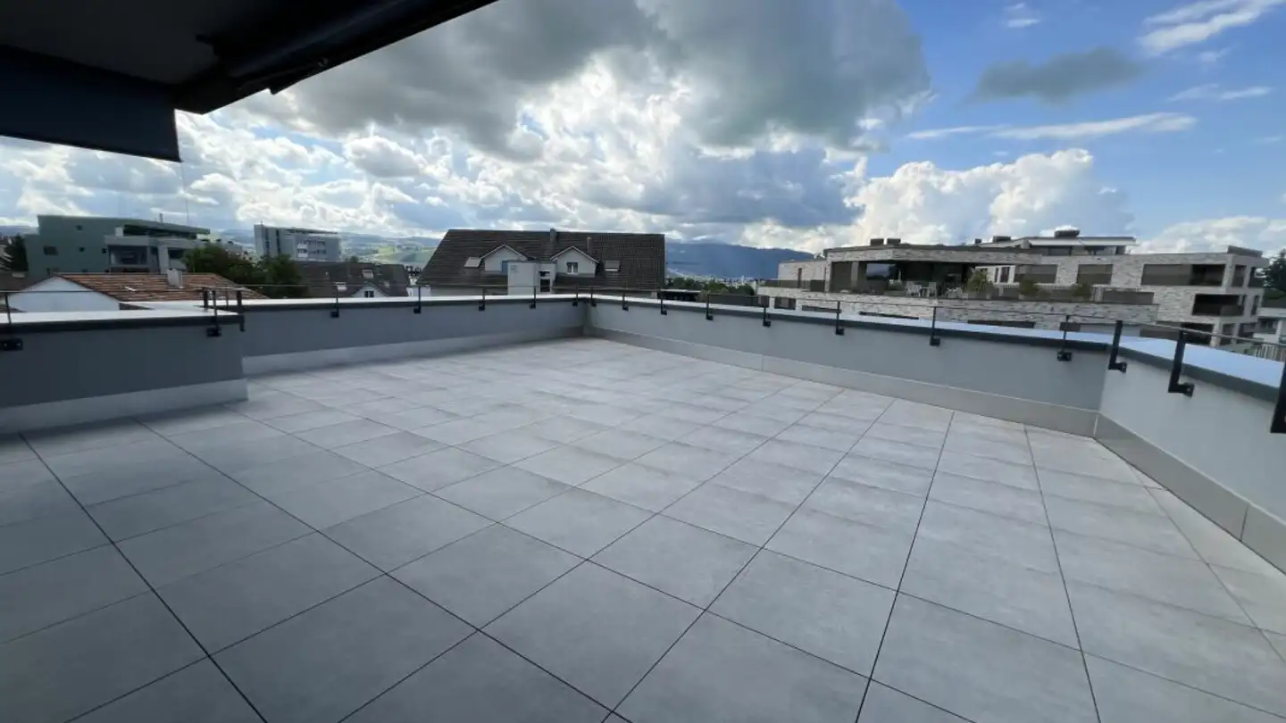Attique à louer - Neudorfstrasse 13, 6312 Steinhausen - Photo 2
