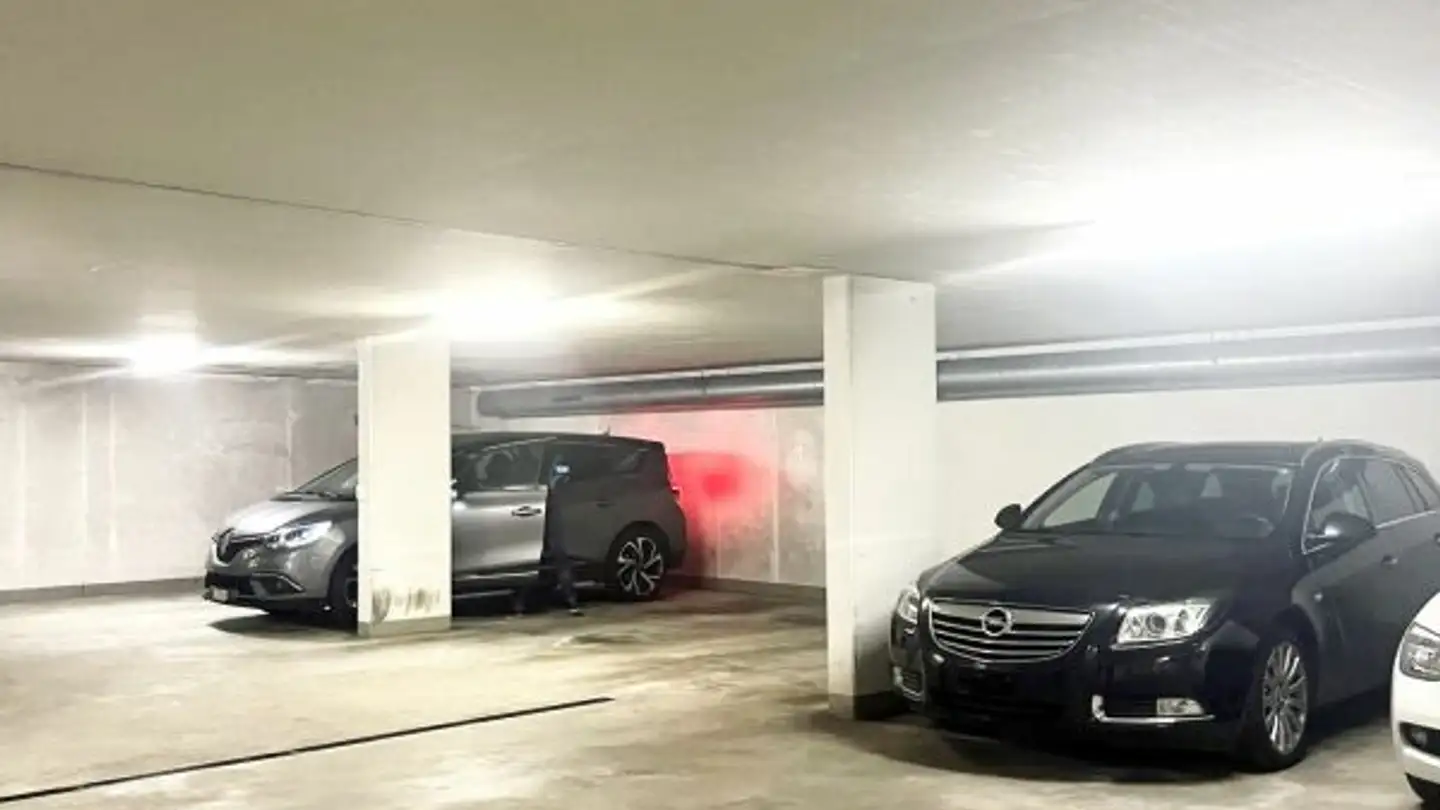 Parcheggio sotterraneo in affitto - Hauptstrasse 115, 4416 Bubendorf