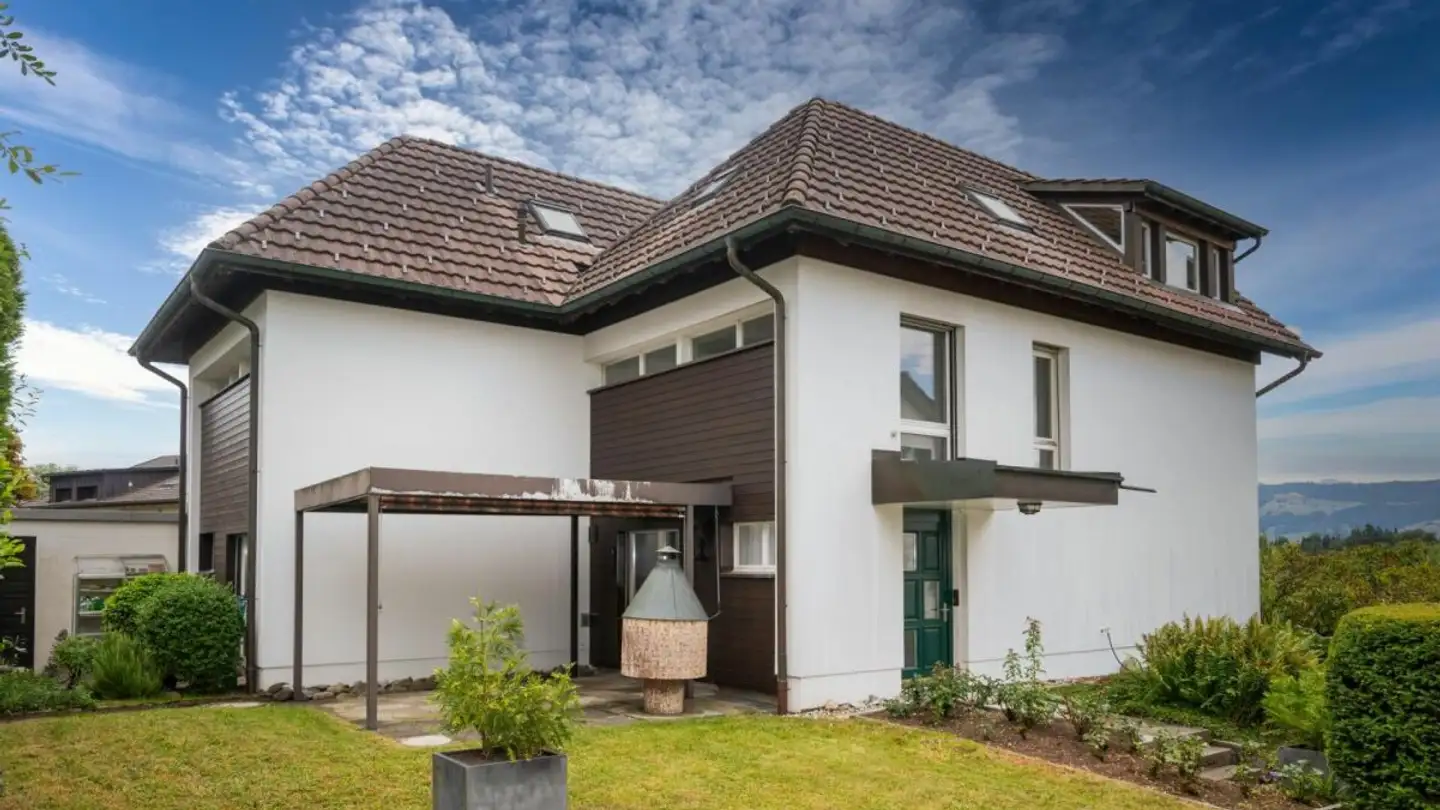 Casa bifamiliare in vendita - Lindenbergstrasse 15, 8630 Rüti ZH - Foto 2