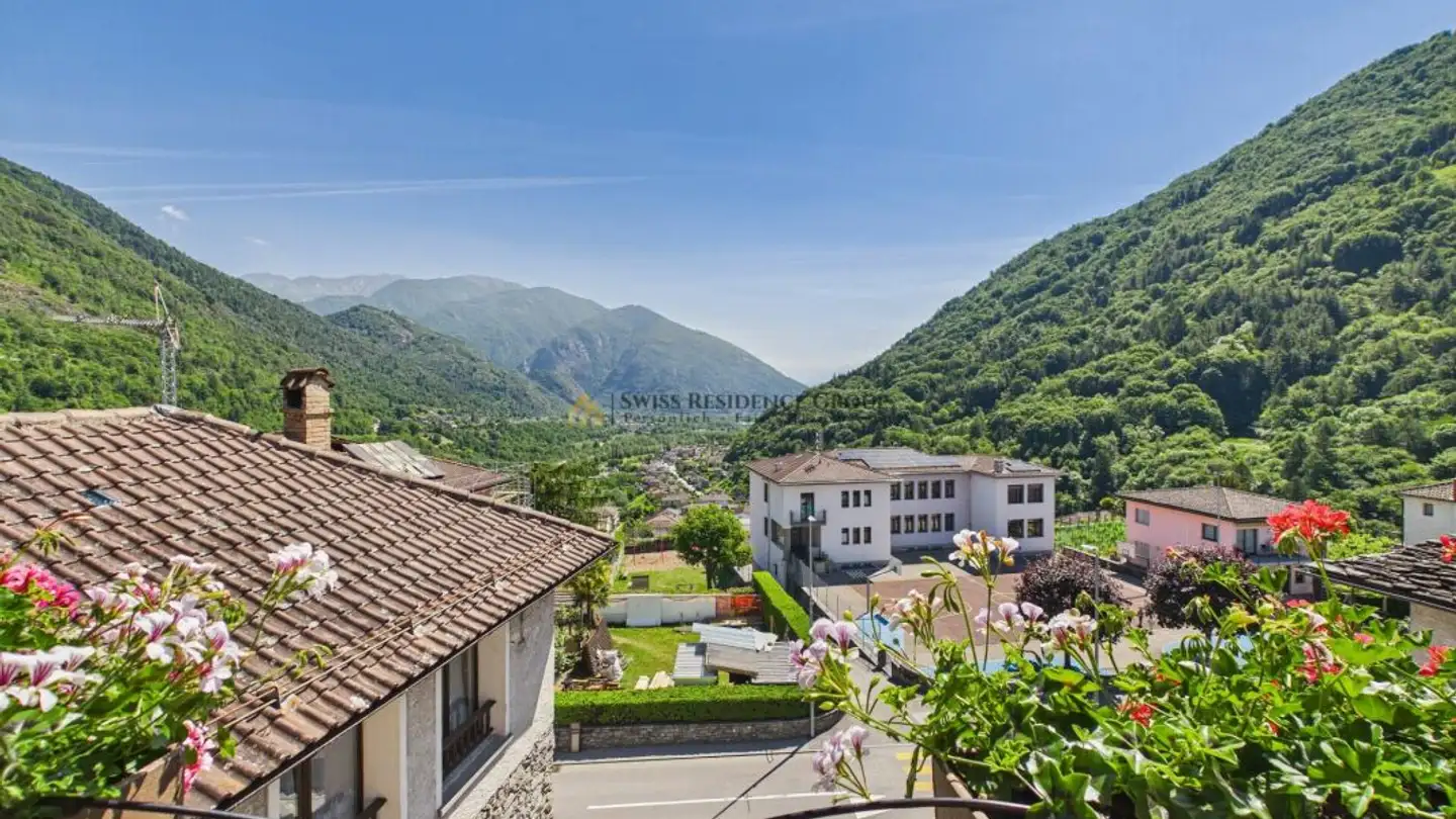 Hotel for sale - 6655 Intragna