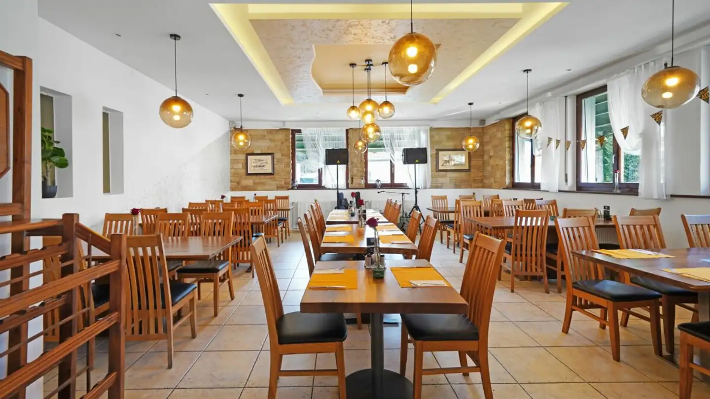 Mischgenutztes Gebäude kaufen - Hauptstrasse 30, 4528 Zuchwil - Foto 2