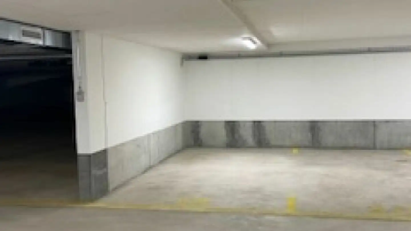 Indoor parking space for sale - Via Locarno, 6616 Losone - Photo 4