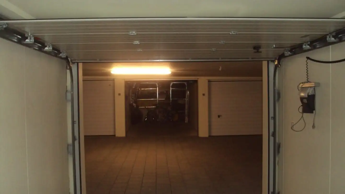 Single garage for rent - Grünfeldpark 1, 6208 Oberkirch LU - Photo 2