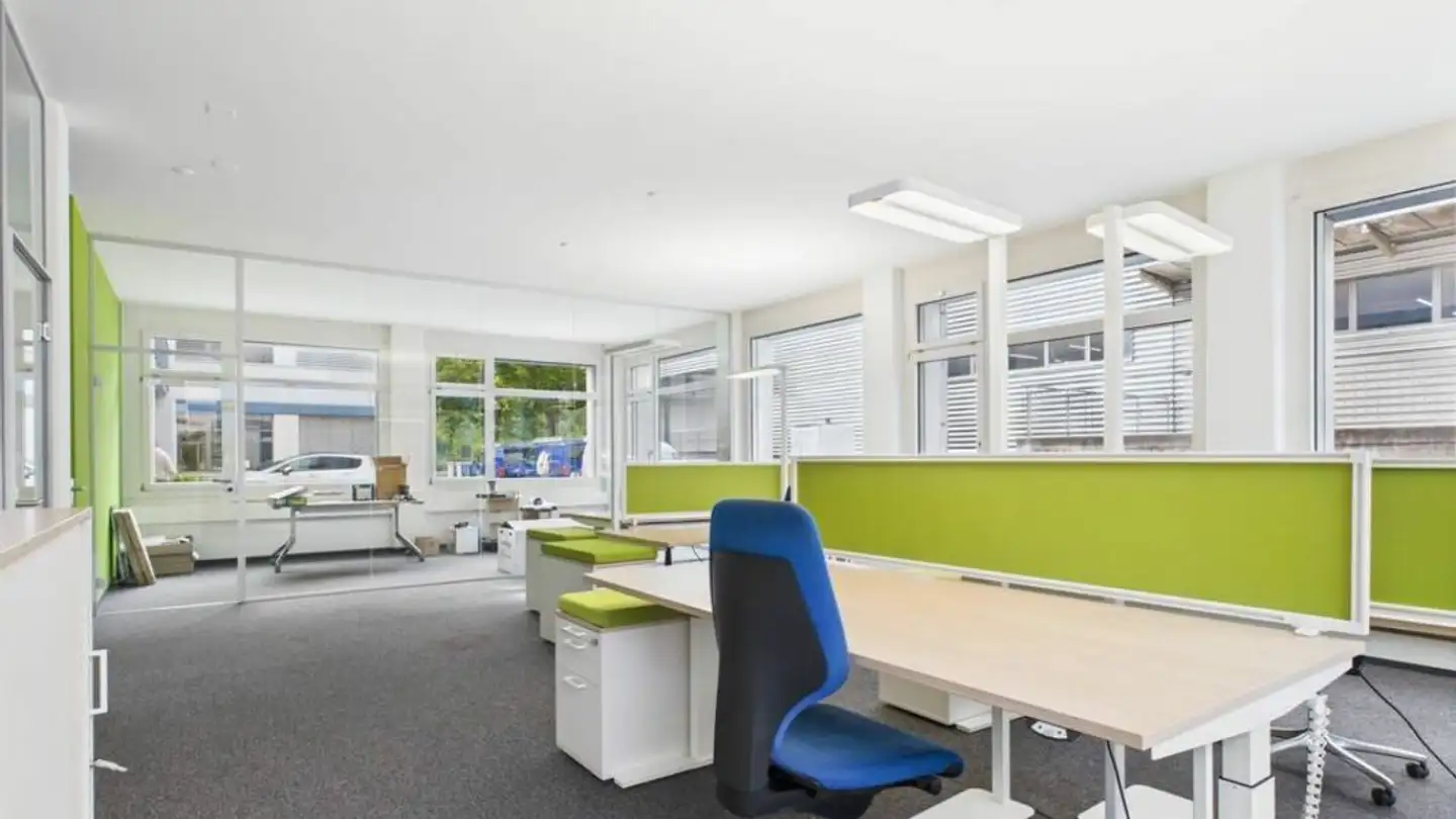 Bureau à louer - Waldeckstrasse, 4132 Muttenz