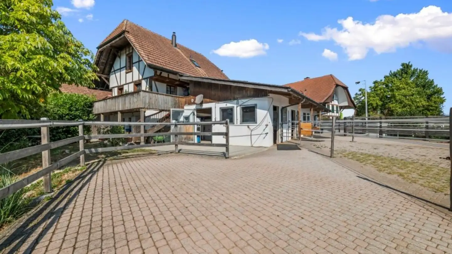 Reithalle kaufen - Rüberi 271, 3255 Rapperswil BE - Foto 4
