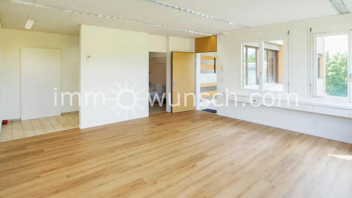 Office space for rent - Alte Steinhauserstrasse 33, 6330 Cham