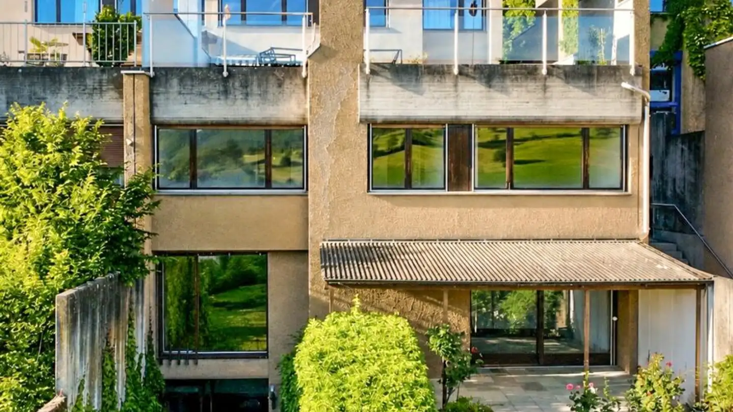Row house for sale - 4312 Magden