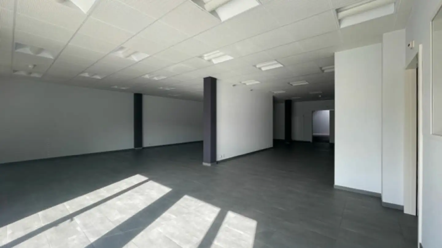 Bürofläche mieten - En Chamard 55B, 1442 Montagny-près-Yverdon - Foto 2