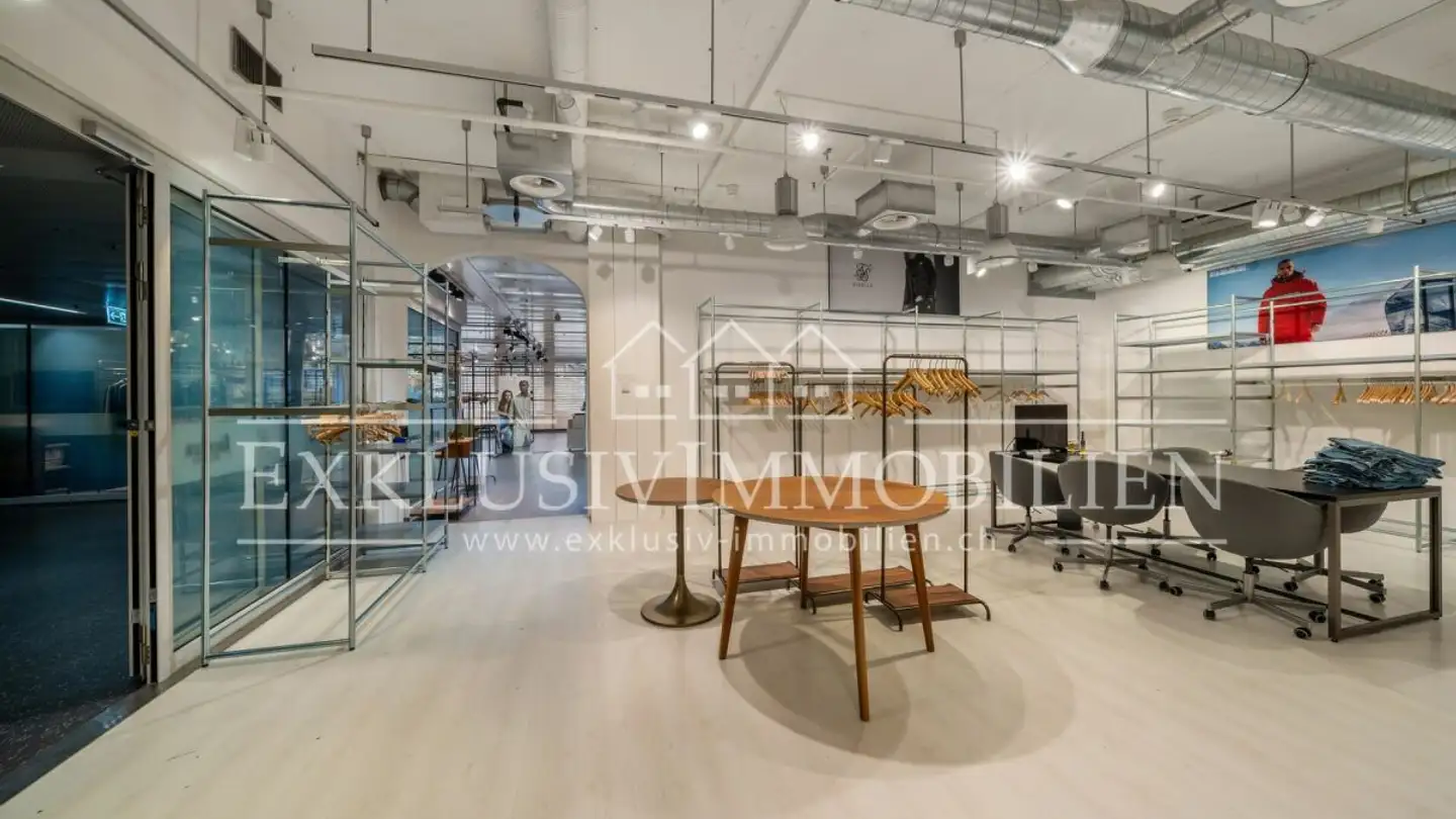 Werbefläche kaufen - Thurgauerstrasse 117, 8152 Glattpark (Opfikon) - Foto 4