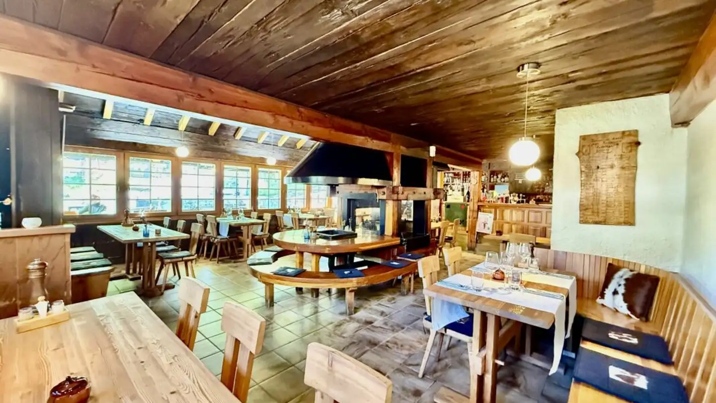 Hotel kaufen - 3961 Ayer