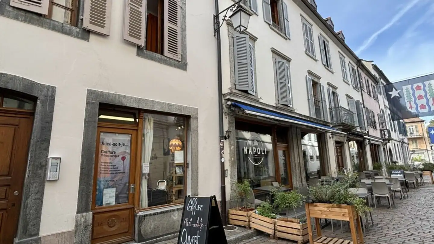 Mischgenutztes Gebäude kaufen - Avenue D'agaune 38b, 1890 St-Maurice