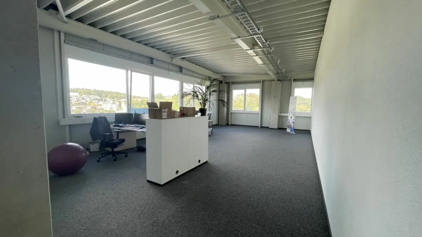 Bürofläche mieten - Suhrenmattstrasse 29, 5035 Unterentfelden - Foto 2