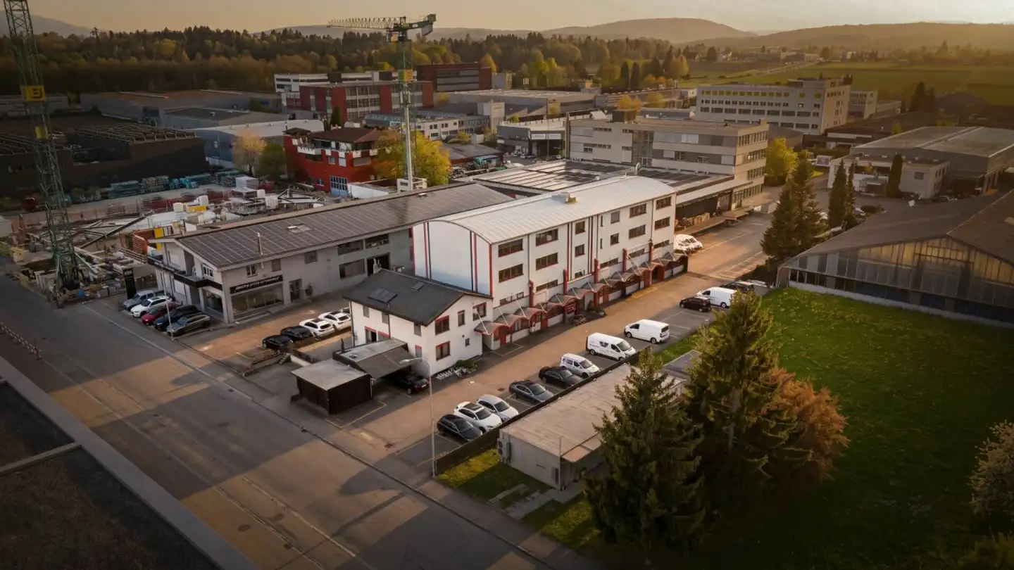 Gewerbe kaufen - Länggenstrasse 26, 8184 Bachenbülach