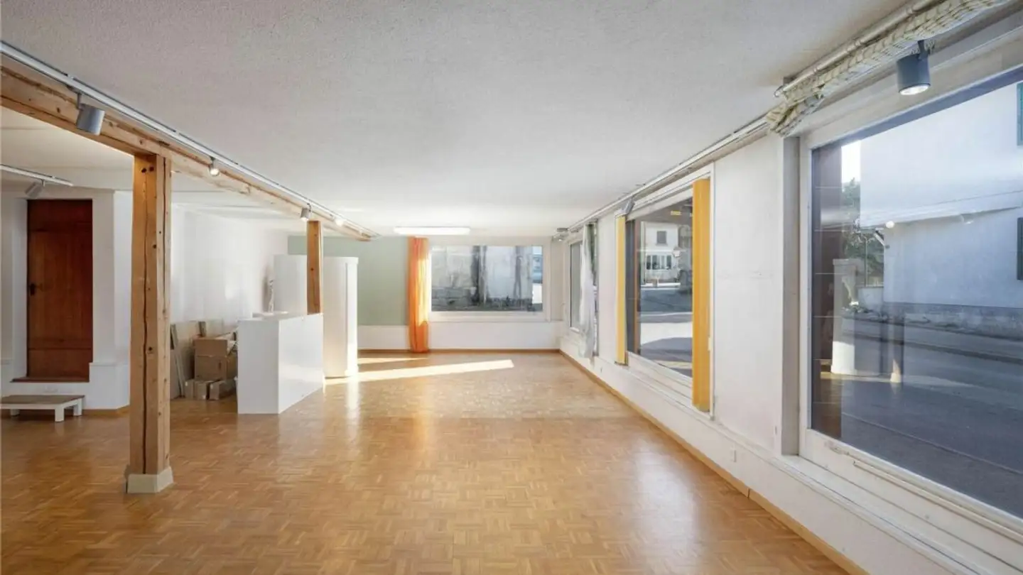 Commerciale in vendita - Oberdorfstrasse 1, 8340 Hinwil - Foto 4