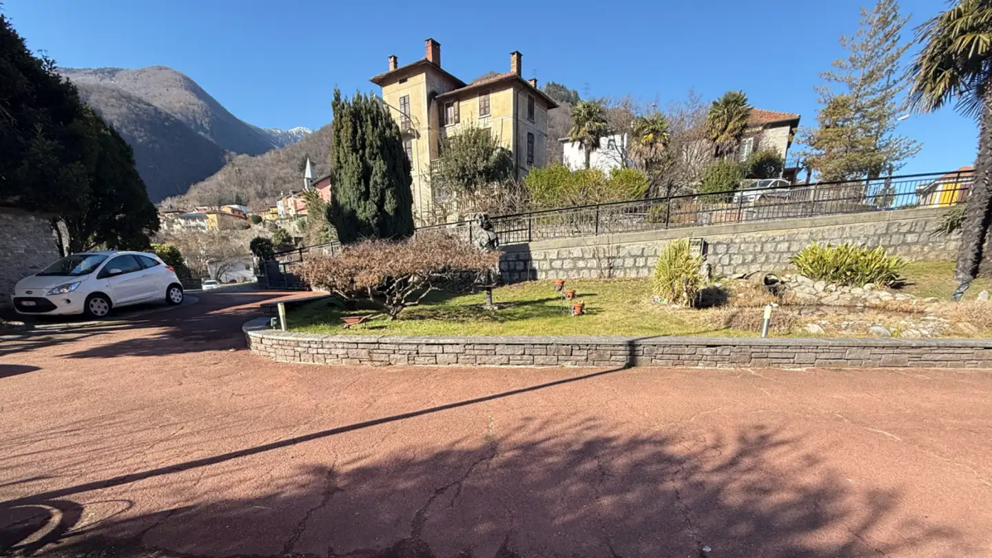 Edificio residenziale in vendita - Via Cantonale, 6518 Gnosca - Foto 3