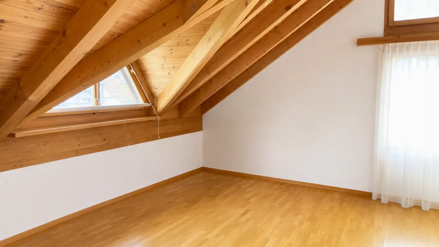 Dachgeschosswohnung mieten - Bogenstrasse 10, 9470 Werdenberg - Foto 4