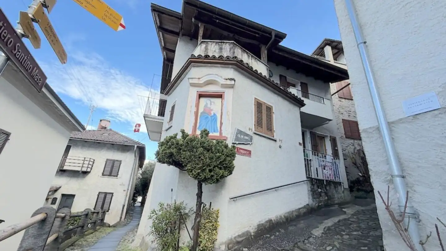 Einfamilienhaus kaufen - Al Temporiv 1, 6578 Caviano