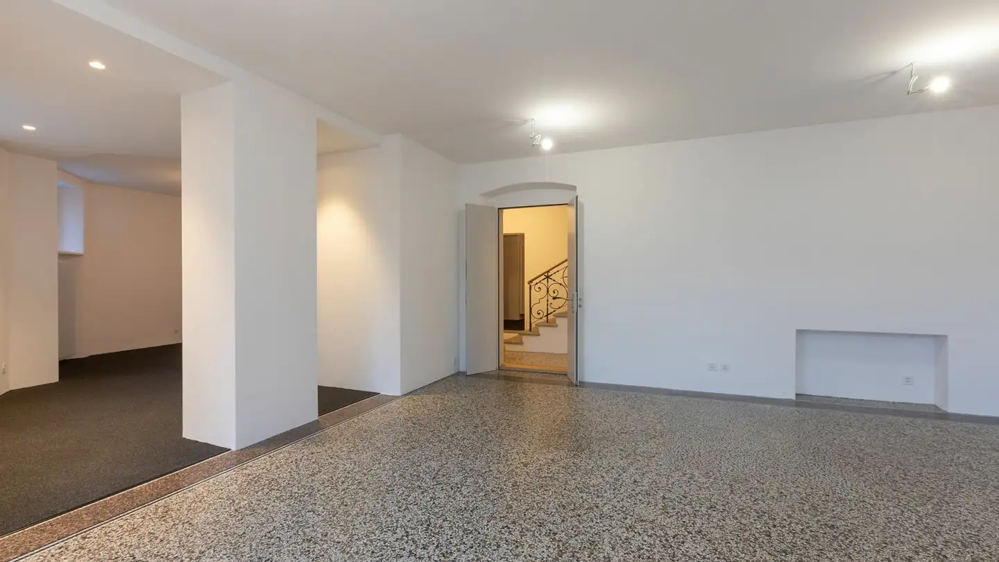 Commerciale in affitto - Via Chantun Sur 2, 7504 Pontresina - Foto 2