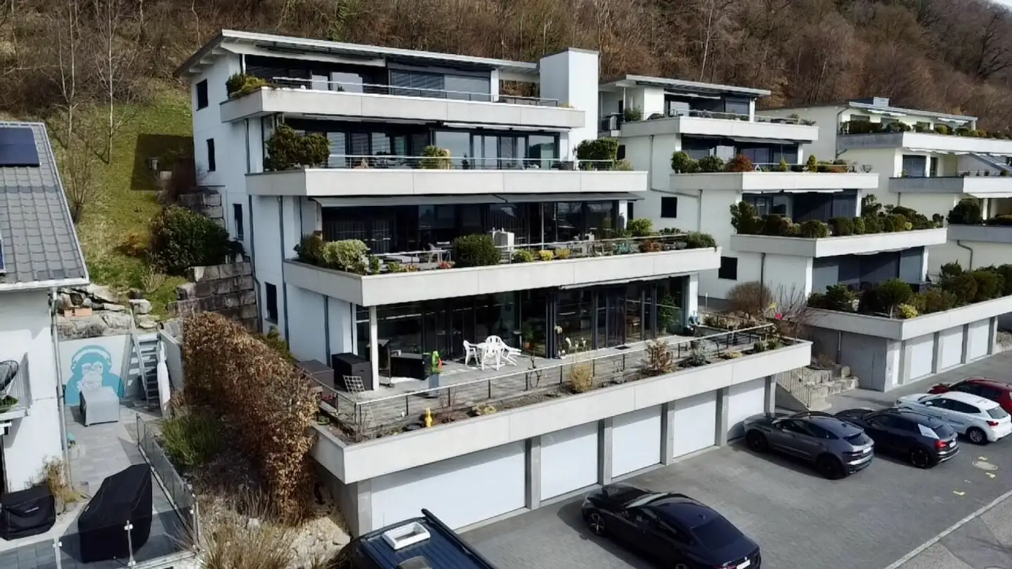 Appartamento a gradini in vendita - 3236 Gampelen