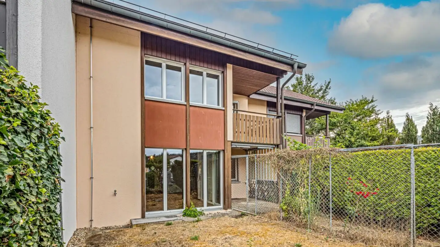 Row house for sale - 8213 Neunkirch