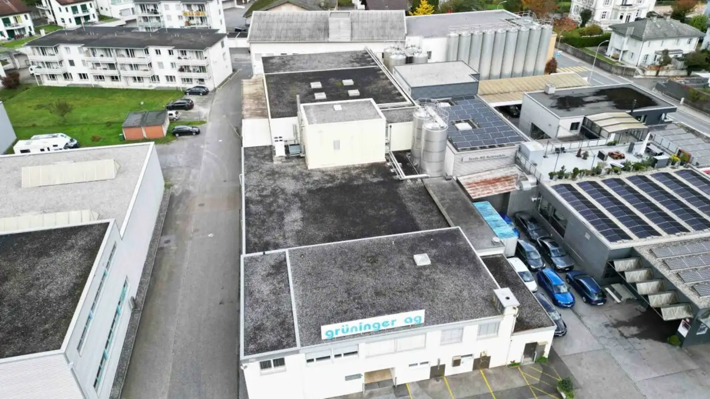 Storage space for sale - Industrie West 2, 8756 Mitlödi