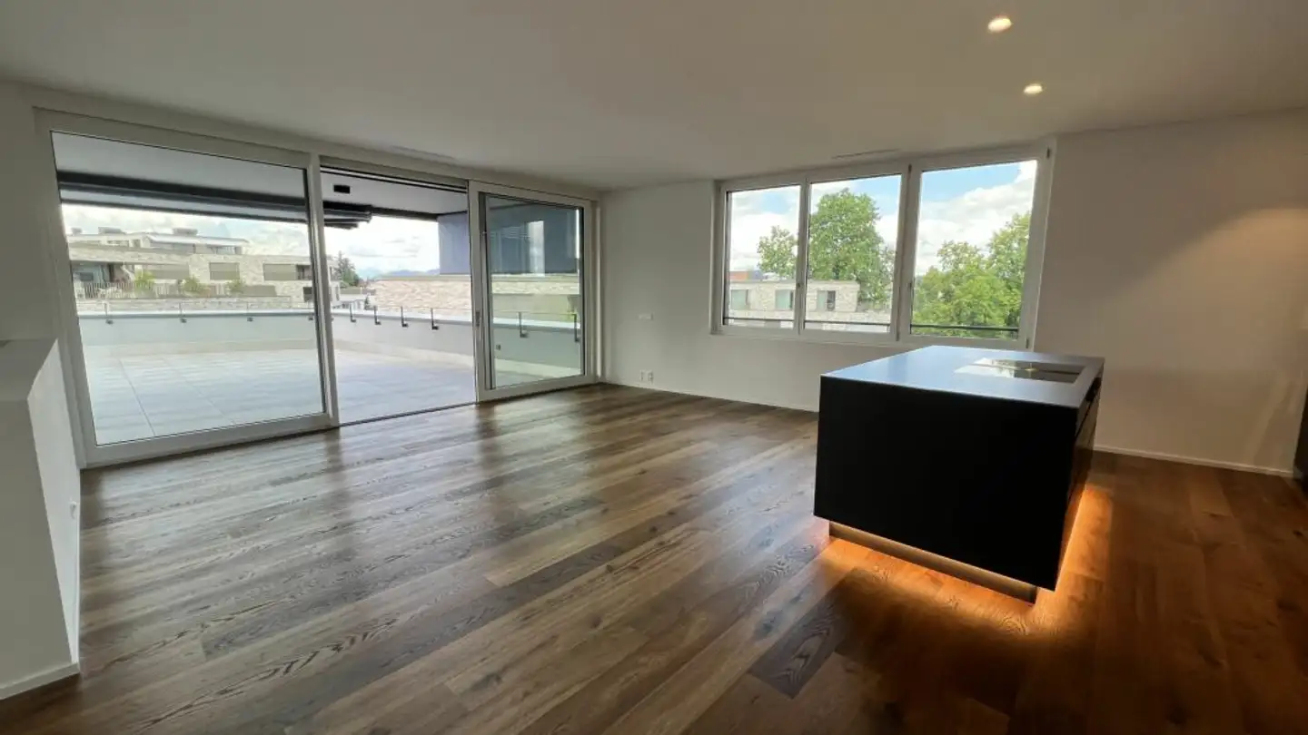 Attique à louer - Neudorfstrasse 13, 6312 Steinhausen