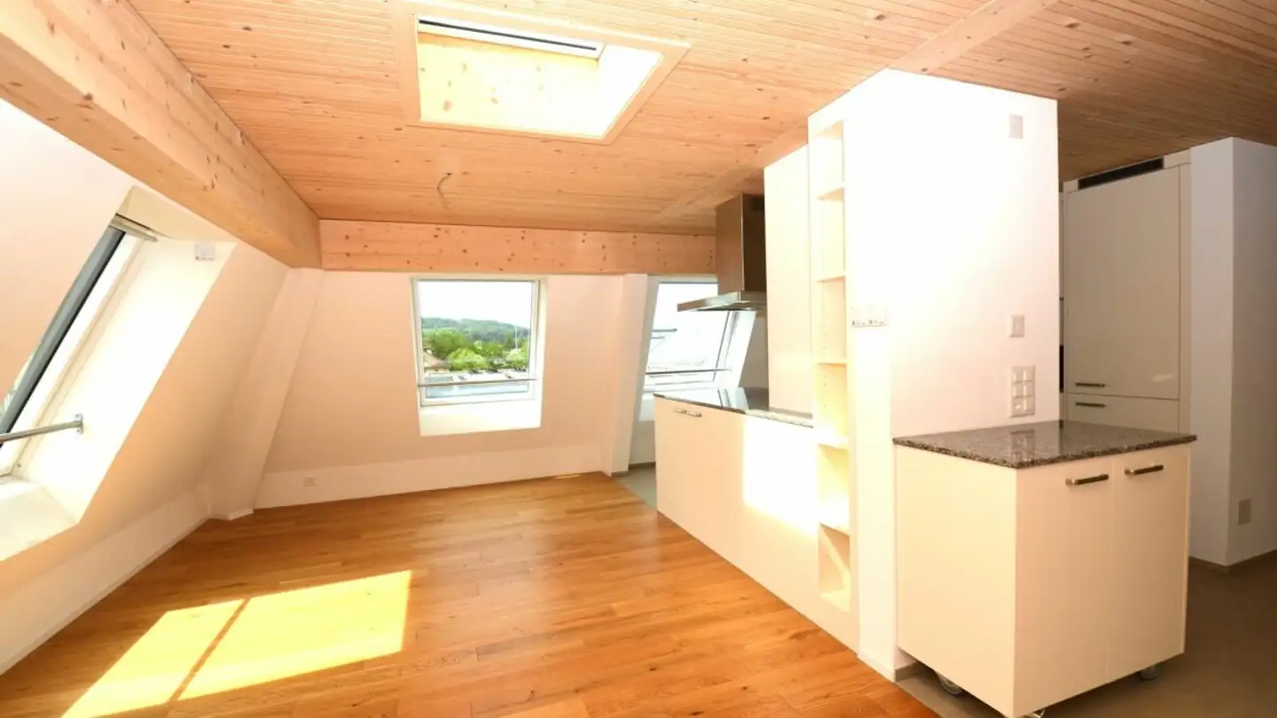 Dachgeschosswohnung mieten - Oberstadtstrasse 8, 8500 Frauenfeld - Foto 2
