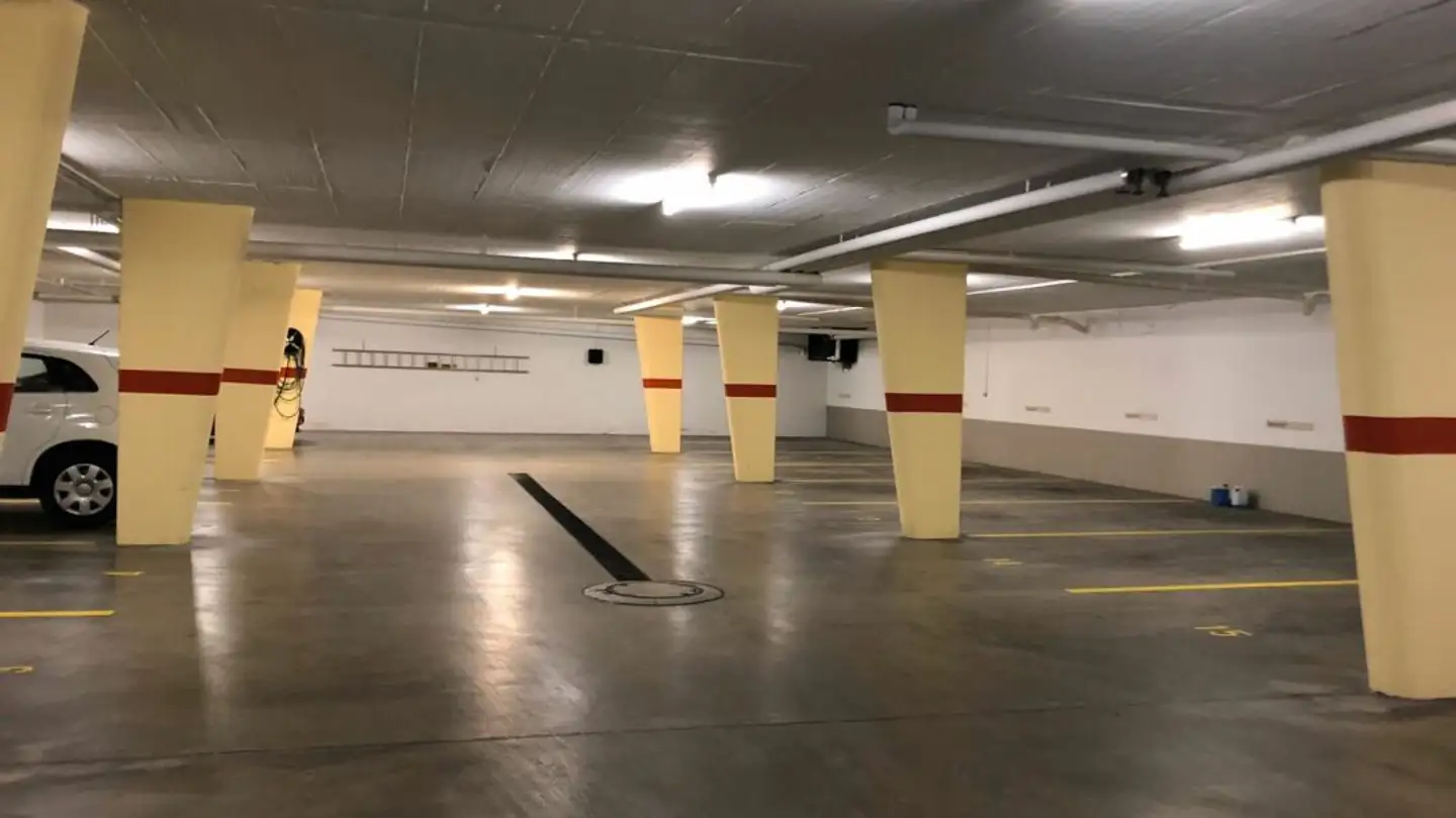 Outdoor parking space for rent - Bahnhofstrasse 54, 9470 Buchs SG