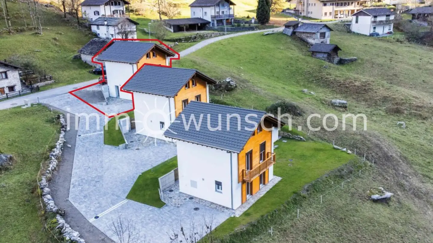 Chalet for sale - 6545 Selma