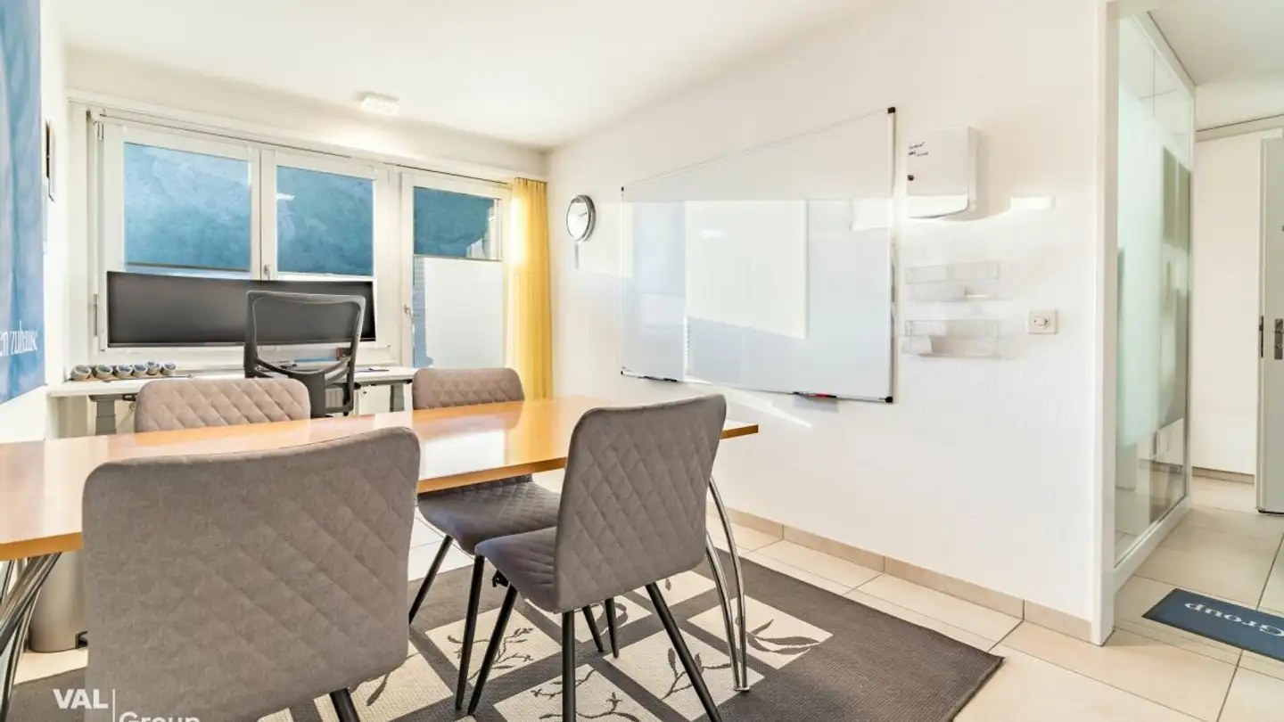 Apartment for rent - Bahnhofstrasse 4, 3930 Visp - Photo 4