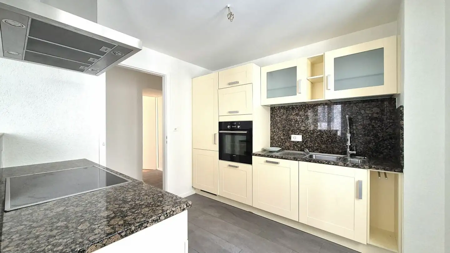 Appartement à louer - Rue De L'hôtel-De-Ville 19, 2300 La Chaux-de-Fonds - Photo 4