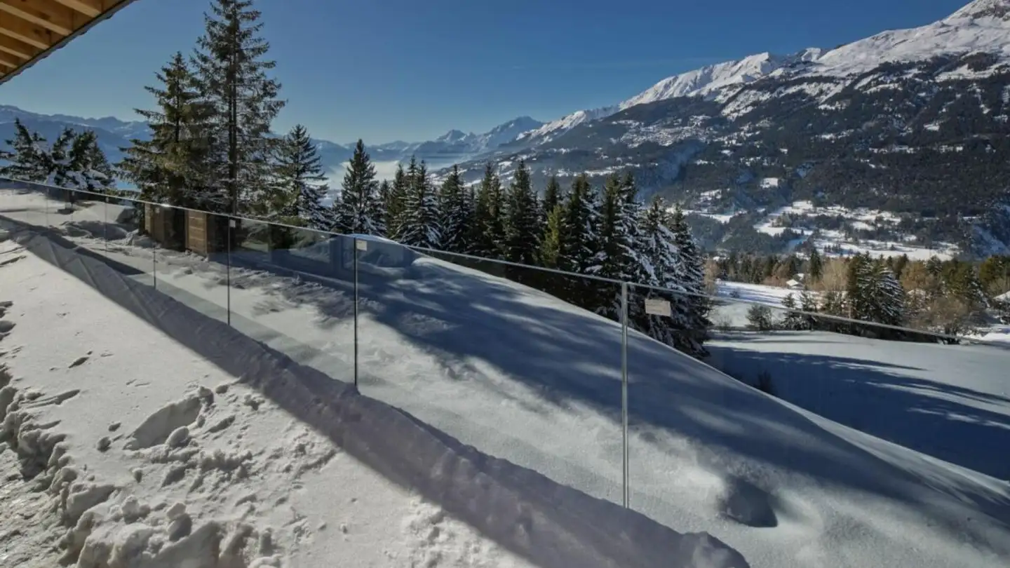 Chalet for sale - 3963 Crans-Montana - Photo 2