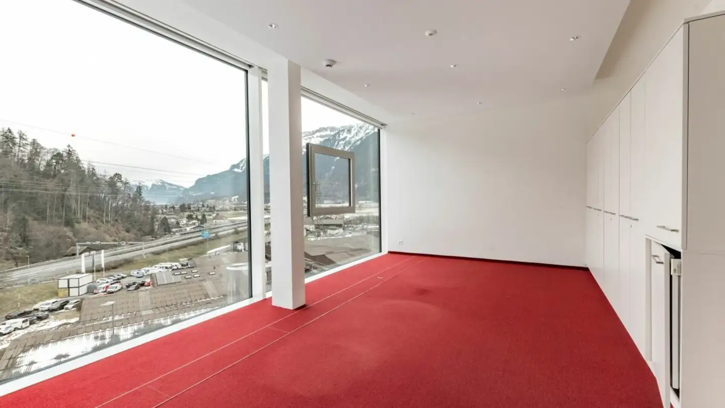 Gewerbe mieten - Wagnerenstrasse 40, 3800 Matten b. Interlaken - Foto 2