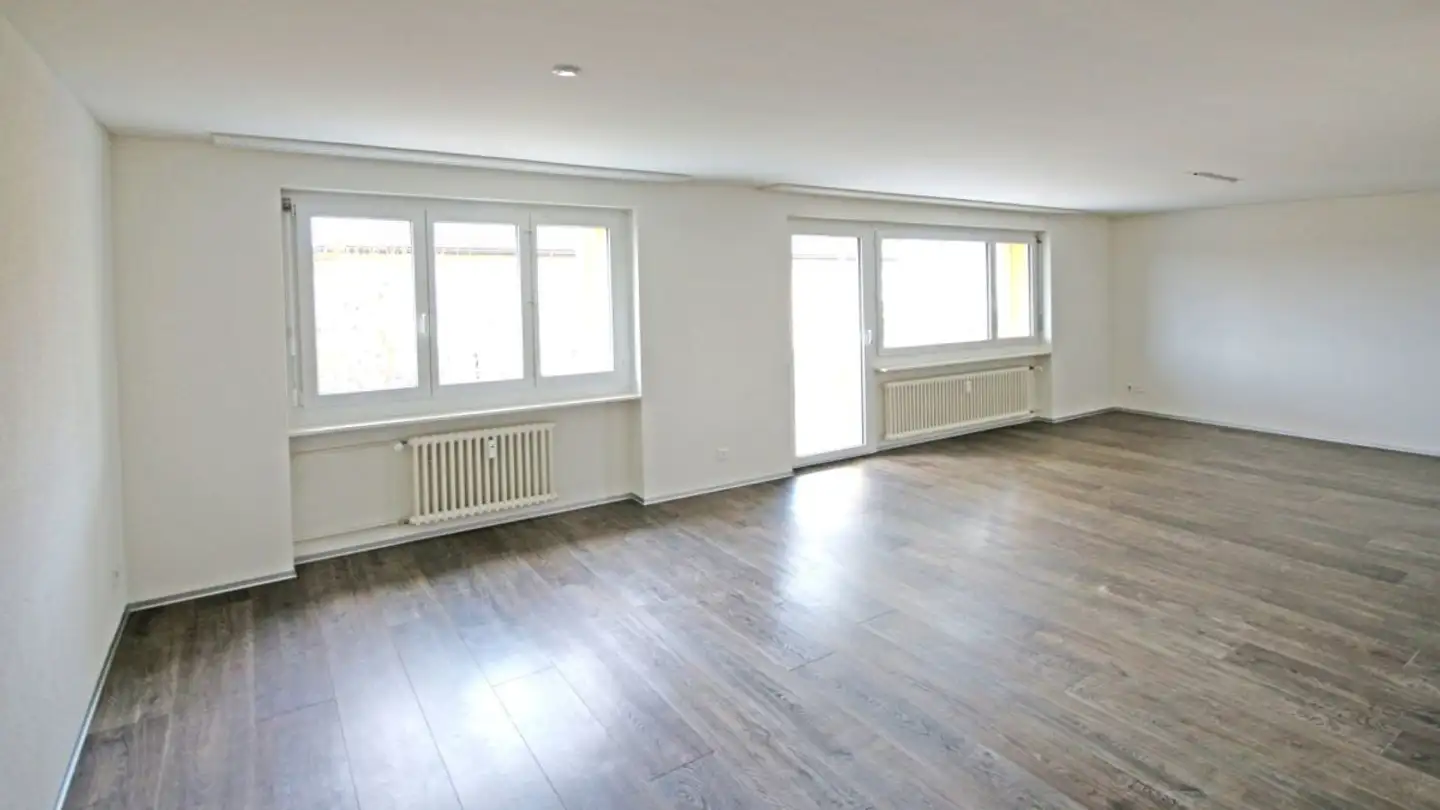 Wohnung mieten - Grabenstrasse 2, 8603 Schwerzenbach - Foto 2