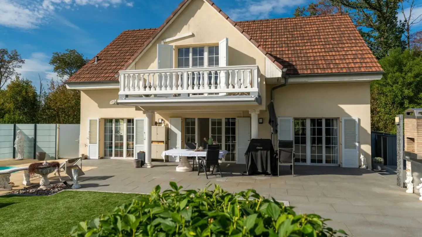 Villa for sale - Blözenweg 38, 4133 Pratteln