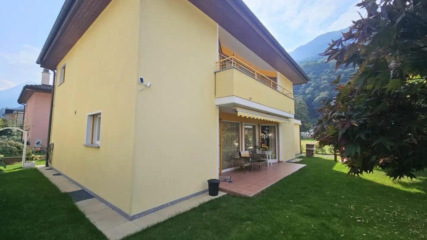Villa in vendita - 6593 Cadenazzo