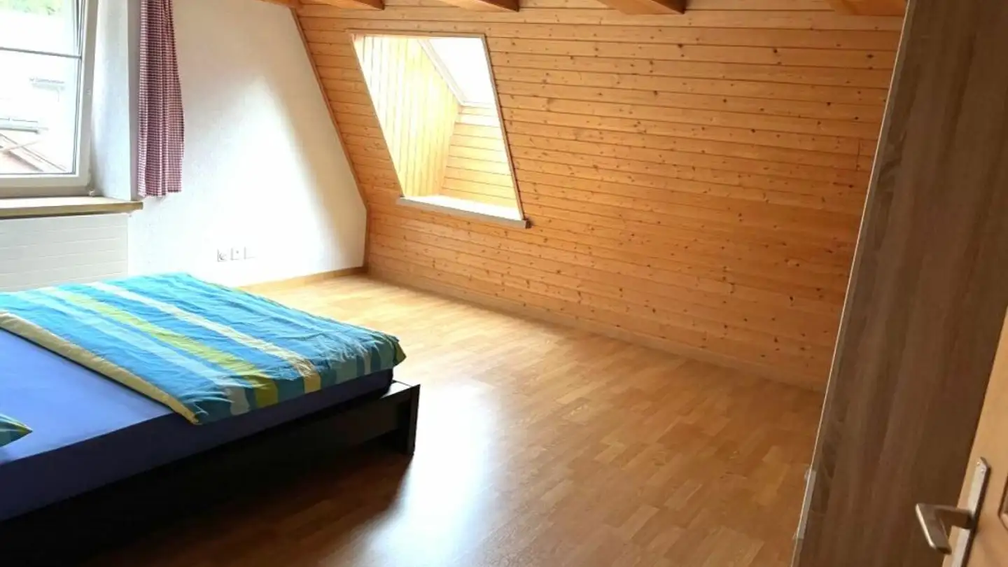 Attique à louer - Glarnerstrasse 10, 8755 Ennenda - Photo 3