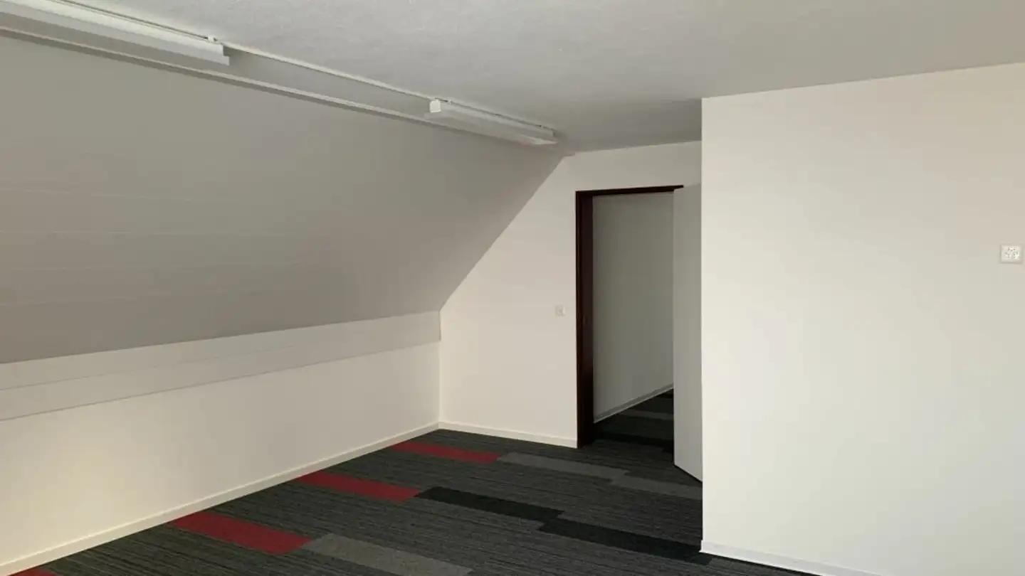 Bürofläche mieten - Place Du 23-Juin, 2350 Saignelégier