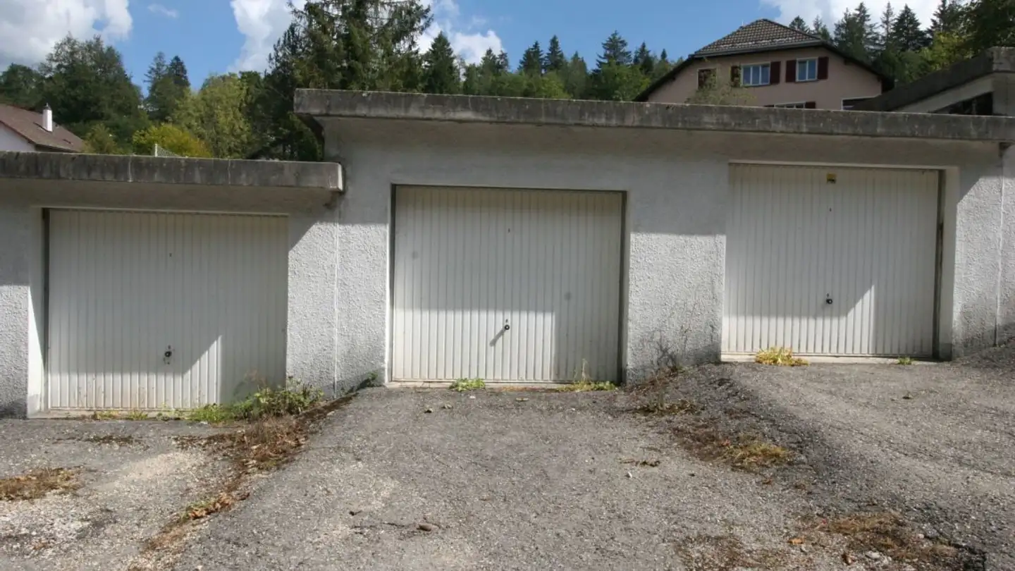 Garage individuel à louer - Chemin De La Joux-Pélichet, 2400 Le Locle