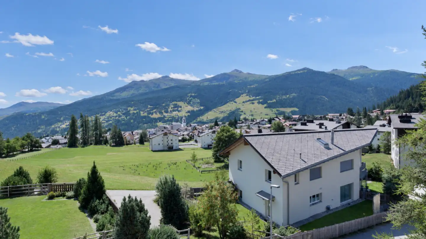 Apartment for sale - La Senna 7, 7083 Lantsch/Lenz - Photo 2