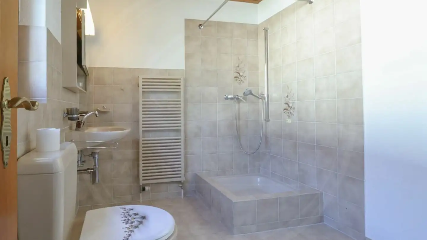 Semi-detached house for rent - Laubisbachstrasse 4, 5512 Wohlenschwil - Photo 3