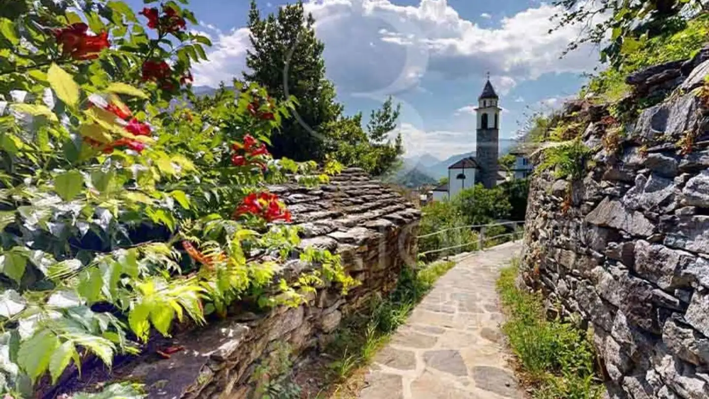 Single house for sale - 6655 Intragna